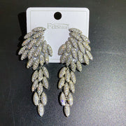 Exaggerated Fashion Tassel Long Diamond Earrings – Stylish Gifts — 1