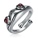 Fashion Retro Creative Garnet Frog Adjustable Ring – Stylish Gifts — 1