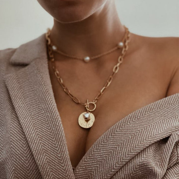 Vintage Chain Inlaid Pearl Disc Pendant Necklace – Jewelry Gift Ideas — 1