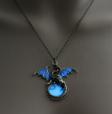Glowing Vintage Flying Dragon Necklace – Jewelry Gift Ideas — 14