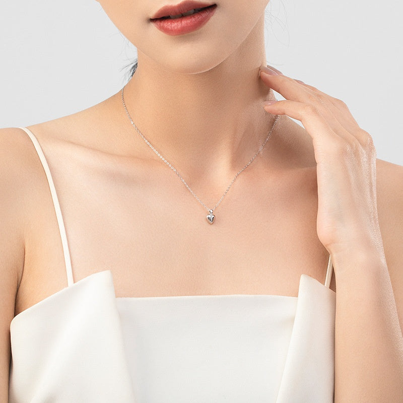 Sterling Silver Simple Heart-shaped Pendant – Jewelry Gift Ideas — 1