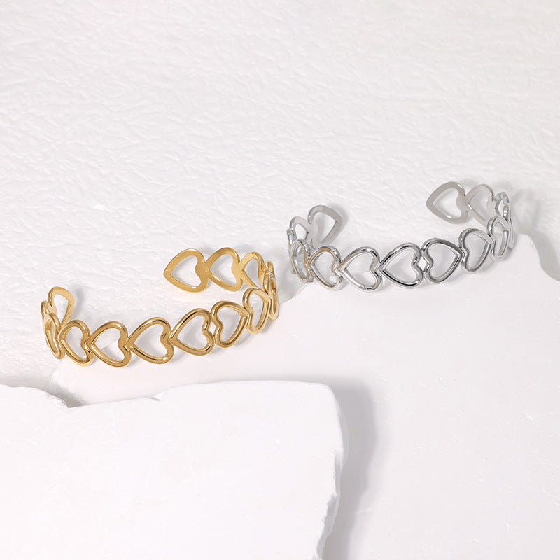 Love Heart-shaped Titanium Steel Bracelet Does – Jewelry Gift Ideas — 1