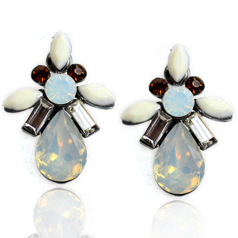 Bohemian Drop Shape Leaf Flower Alloy Diamond Stud – Birthday Gifts — 1
