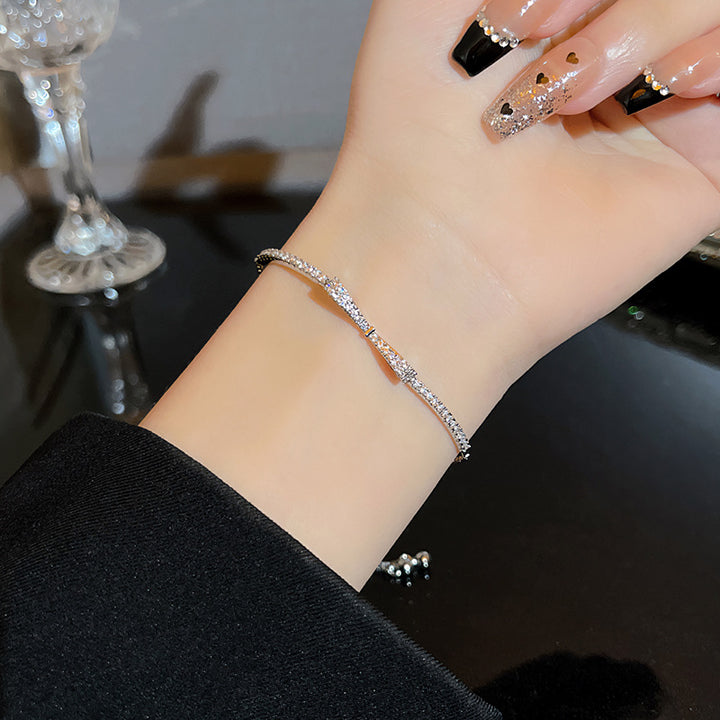 Niche Exquisite Micro Inlaid Zircon Bow Bracelet – Jewelry Gift Ideas — 1