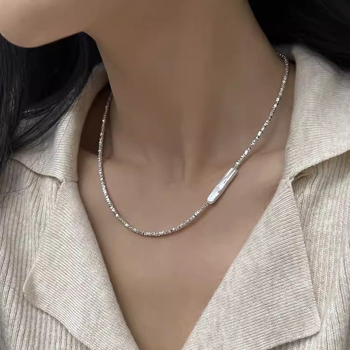 Retro French Entry Lux Clavicle Chain – Birthday Gifts — 1