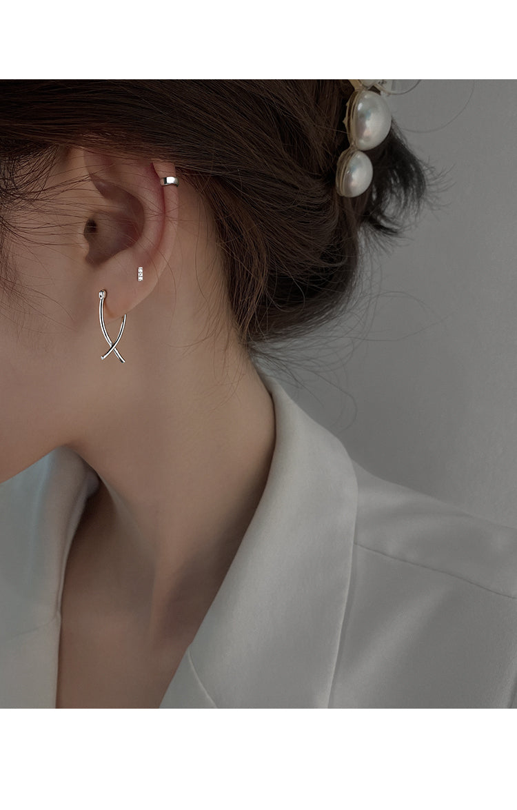 Neutral Earrings Are Designed For A Small Audience – Surprise Gifts — 1