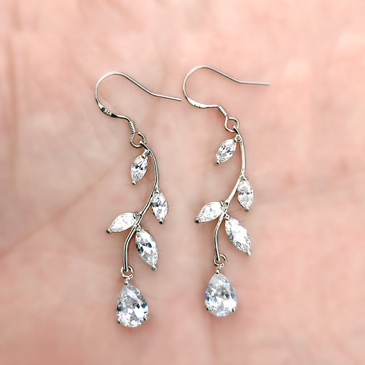 Inlaid Zircon Leaf-shaped Earrings – Practical Gifts — 1