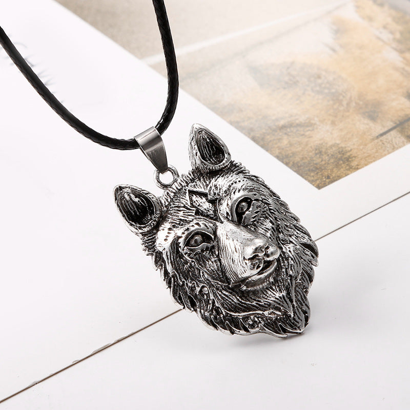 European And American Retro Animal Totem Necklace – Jewelry Gift Ideas — 1