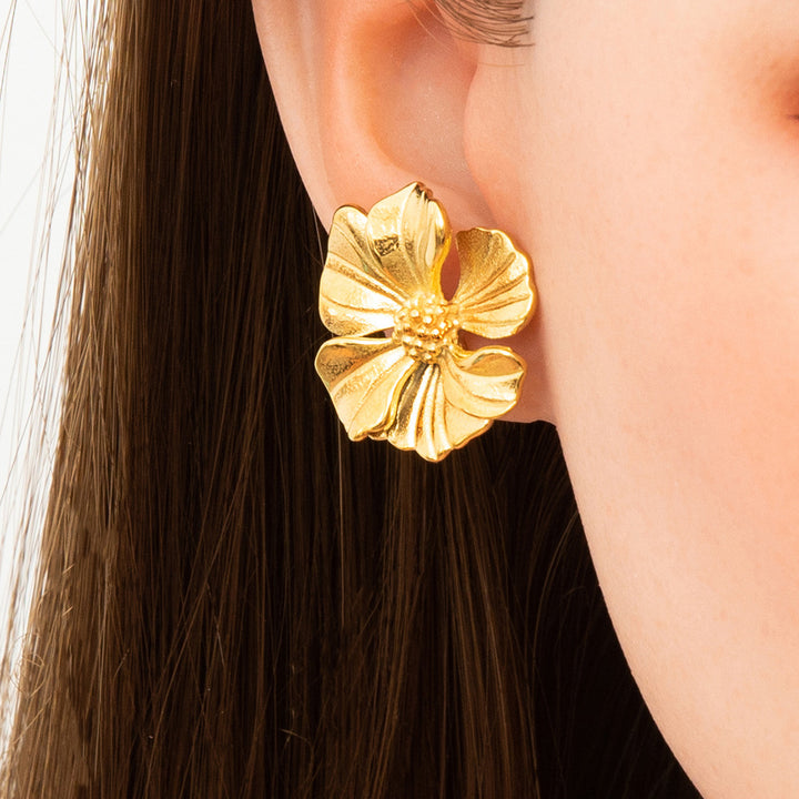 Retro Graceful Earrings Stainless Steel 18K Gold – Holiday Gift Ideas — 1