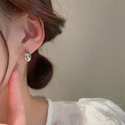 Women's Fashionable And Versatile Silver Plated Pin – Gifts for Her — 1