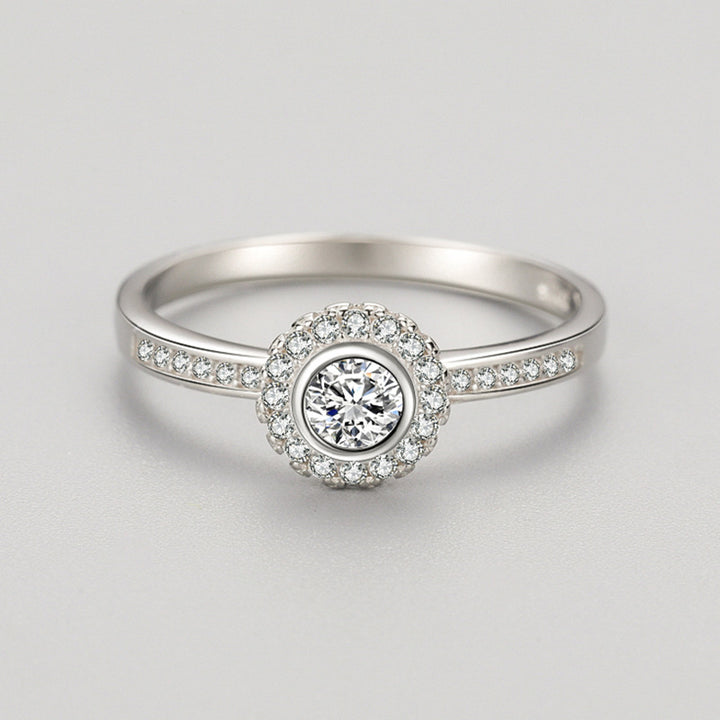 Engagement Simulation Diamond Electroplated Platinum – Stylish Gifts — 1