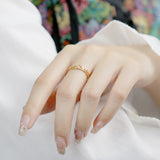 Women's Gold Leaf Hollow Ring – Gifts for Her — 1