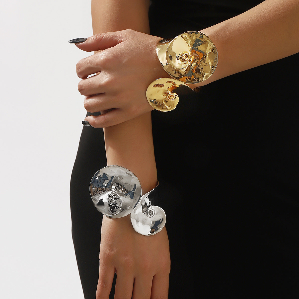 Open Spring Bracelet Female – Jewelry Gift Ideas — 1