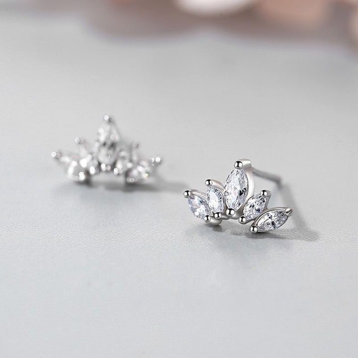 Creative Fashion Women's Sterling Silver Earrings – Stylish Gifts — 1