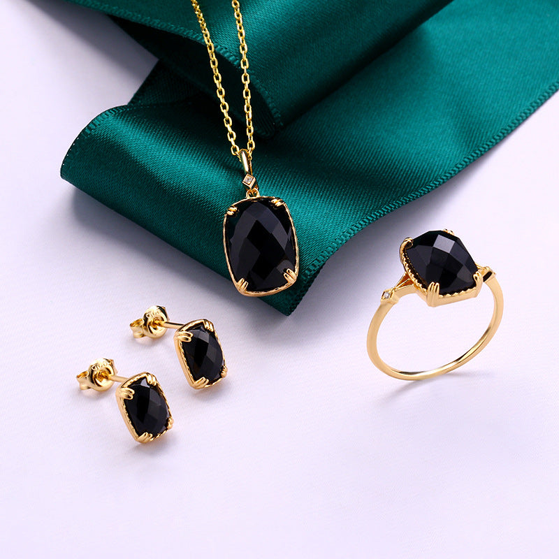Women's Rectangular Black Agate Necklace – Jewelry Gift Ideas — 1