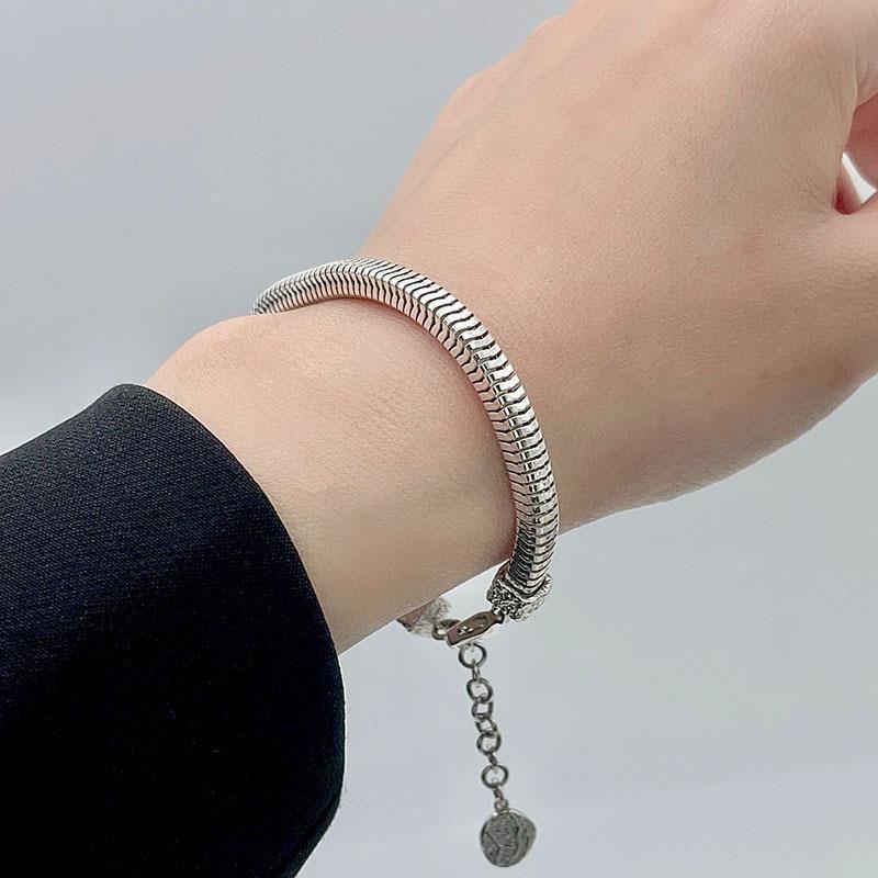 Geometric Square Snake Bones Chain Bracelet – Jewelry Gift Ideas — 1
