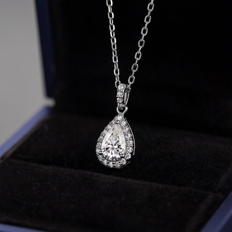 Fashion Water Drop 1 Carat Moissanite Necklace – Jewelry Gift Ideas — 1