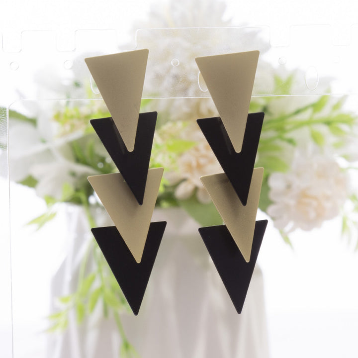 European And American Geometric Retro Cold Wind – Useful Gifts — 1