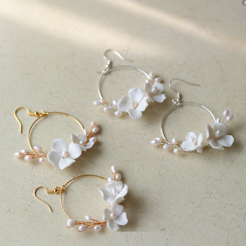 Simple Circle Freshwater Pearl Flower Earrings – Surprise Gifts — 1
