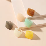 Vintage Resin Special-interest Design Acrylic Ring – Small Gift Ideas — 7