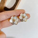 Women's Fashion Personalized Petal Earrings – Stylish Gifts — 5