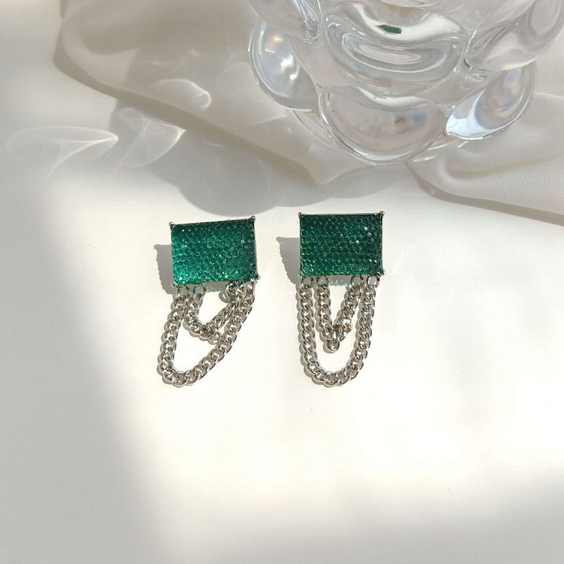 Women's Silver Needle Emerald Chain Earrings – Gifts for Her — 1