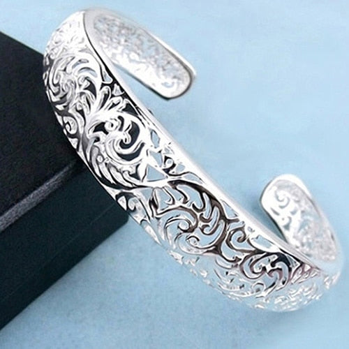 Pattern hollow bracelet – Jewelry Gift Ideas — 1