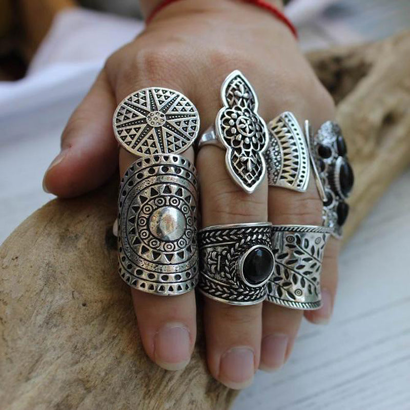 Vintage eight-piece ring – Practical Gifts — 1