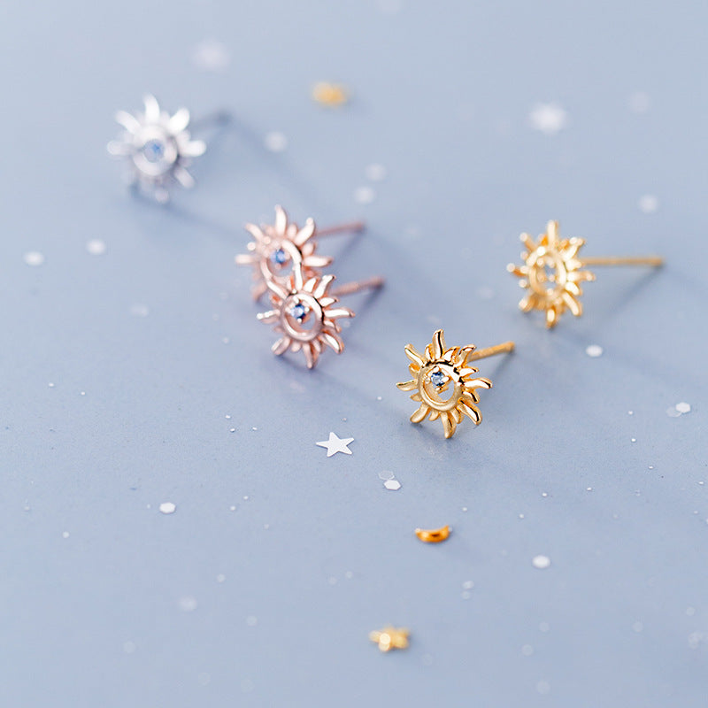 Hollow sun earrings – Small Gift Ideas — 1
