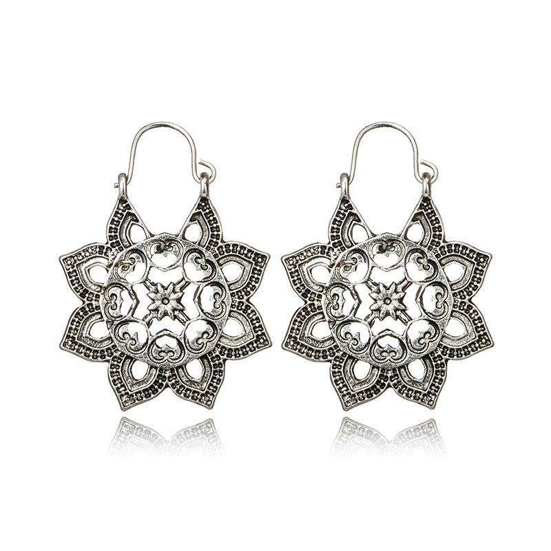 Ethnic carving earrings – Stylish Gifts — 1