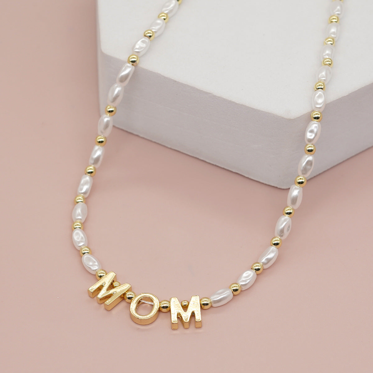 Fashion Simple Pearl Women's Necklace – Jewelry Gift Ideas — 1