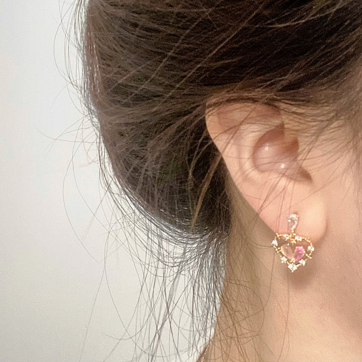 Sweet Love Hollow Ear Stud – Gifts for Couples — 1