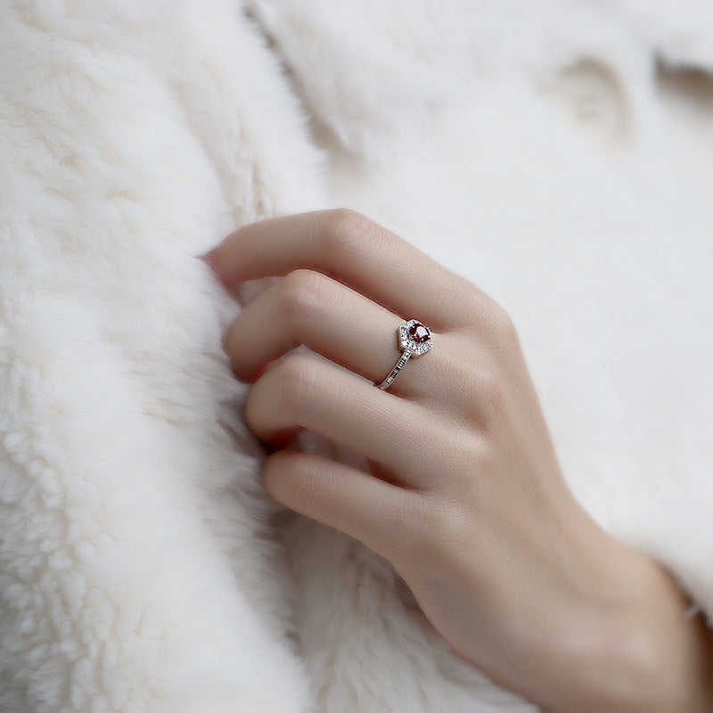 Platinum Temperament Noble Female Ring – Gifts for Her — 1