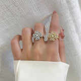 European And American Rotating Clover Ring Female Ins – Stylish Gifts — 2