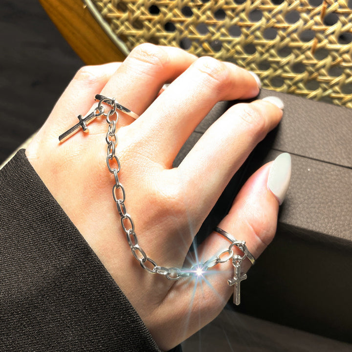 Personality Exaggerated Alloy Two-finger Chain Ring – Stylish Gifts — 1