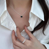 Black Agate Oval Necklace For Women – Jewelry Gift Ideas — 1