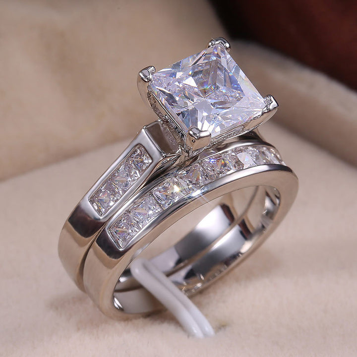 Fashion Temperament Couple Zircon Ring – Stylish Gifts — 1