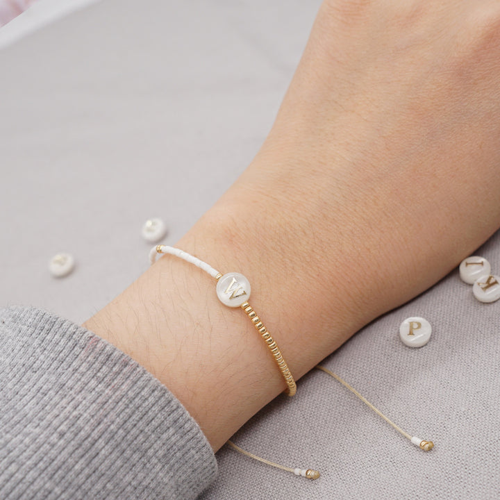 Fashion Light Luxury Letter Bracelet – Stylish Gifts — 1