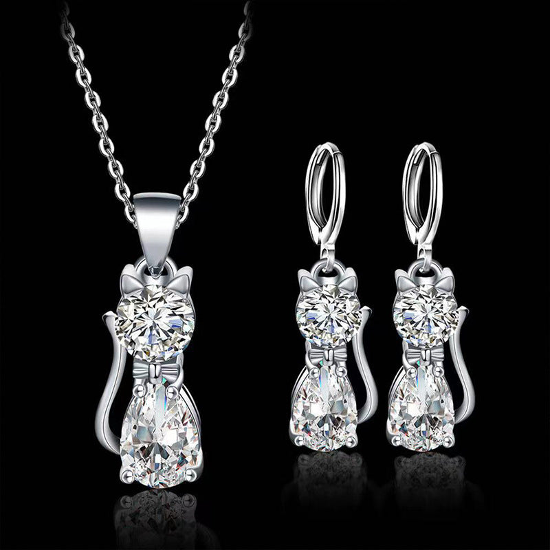 Cute Kitty Zircon Pendant Alloy Plated Silver – Jewelry Gift Ideas — 1