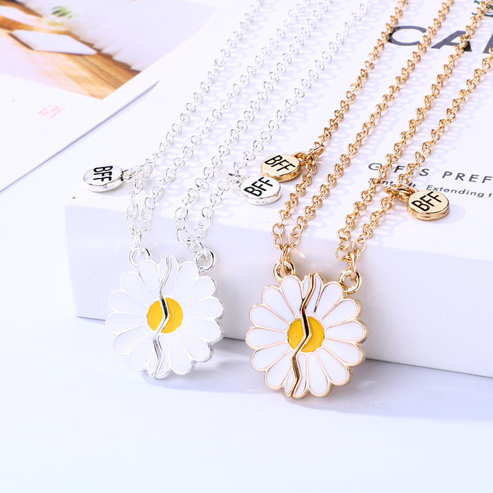Small Daisy Simple Children's Flower Necklace – Jewelry Gift Ideas — 1