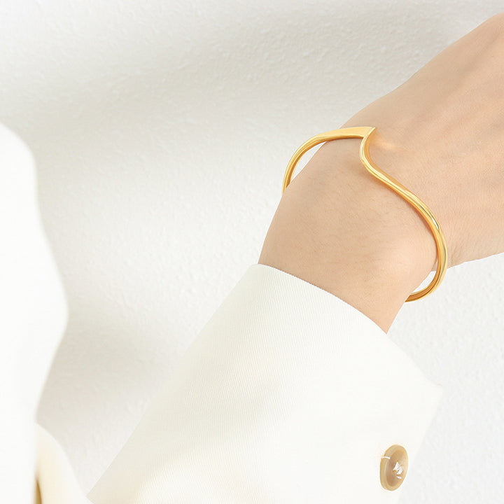 Graceful And Fashionable Simple Bracelet Sneaky – Jewelry Gift Ideas — 1