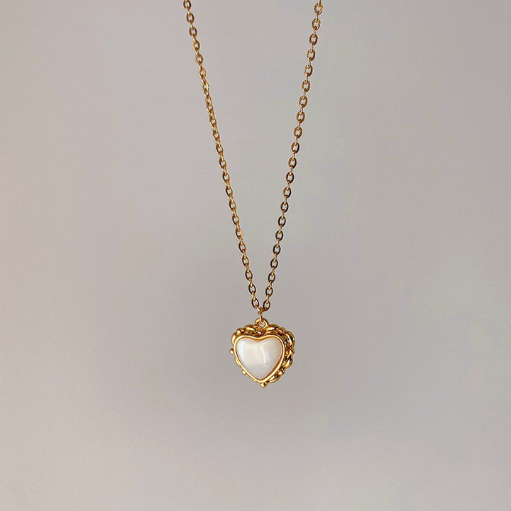 French Vintage Lace Metal Love Shell Necklace – Jewelry Gift Ideas — 1