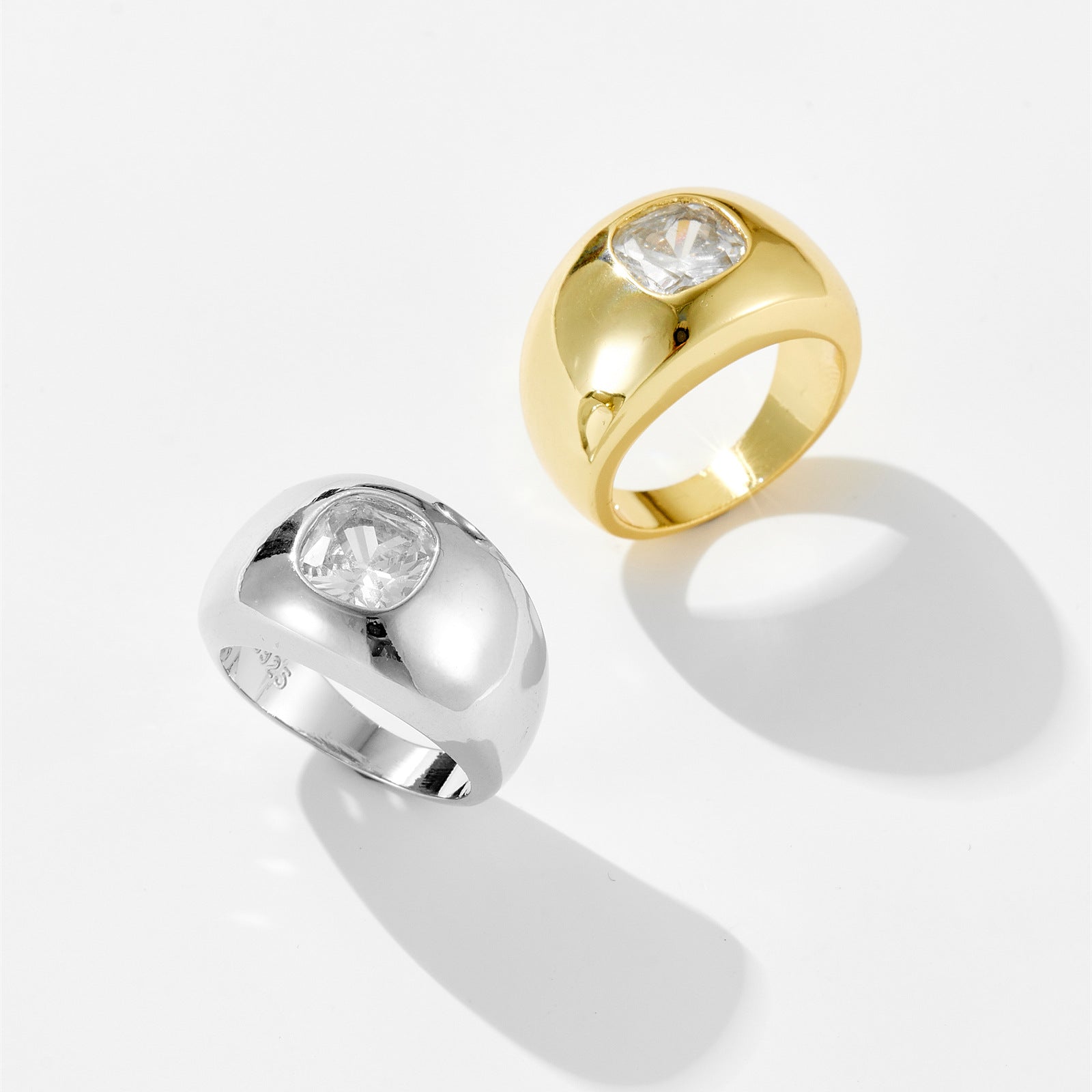 Retro Classic Fashion Wide Face Ring – Stylish Gifts — 1