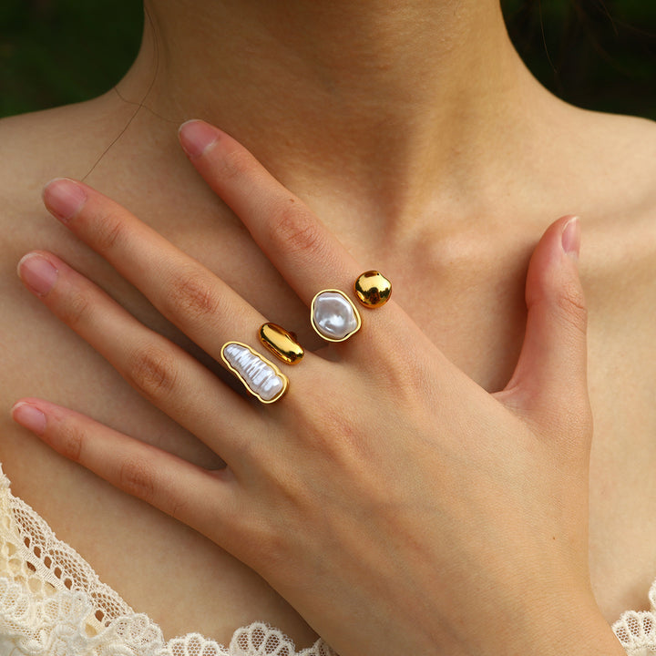 Vintage Oval Gold Women's Ring – Gifts for Her — 1