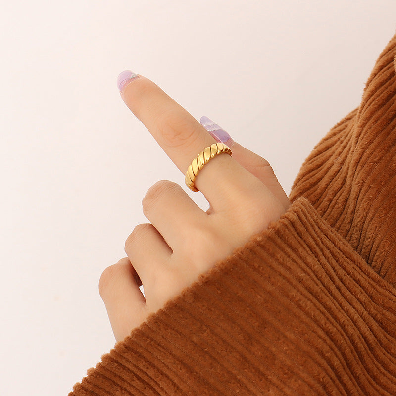 Women's Geometric Shape Elemental Rotating Ring – Gifts for Her — 1