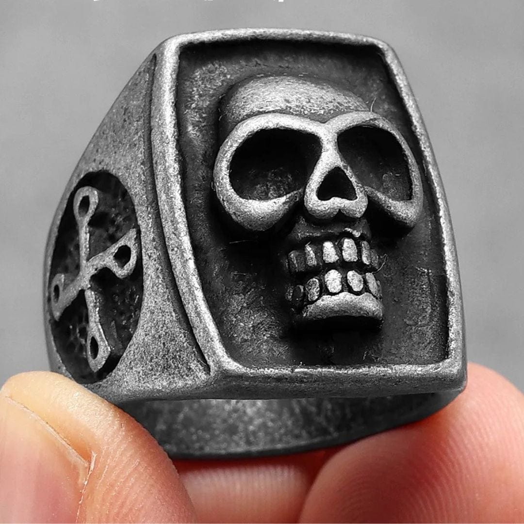 Personalized Retro Stainless Steel Ring – Small Gift Ideas — 1