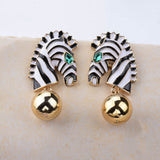 Women's Fashionable Temperament Stud Earrings – Gifts for Her — 3
