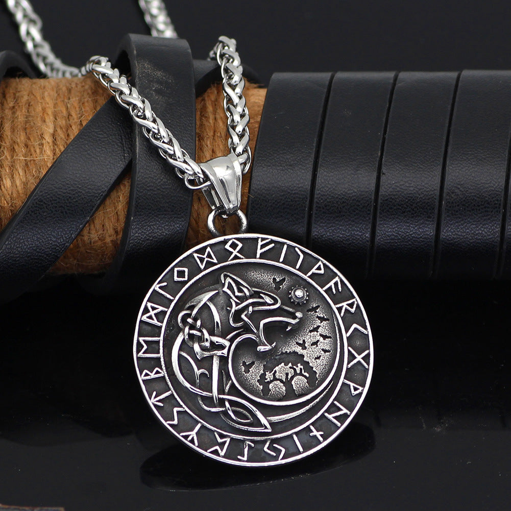 Mens Fashion Viking Wolf Head Rune Pendant – Jewelry Gift Ideas — 1