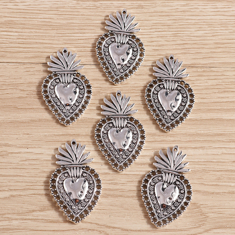 Hollow Out Heart Pendant Accessories – Jewelry Gift Ideas — 1