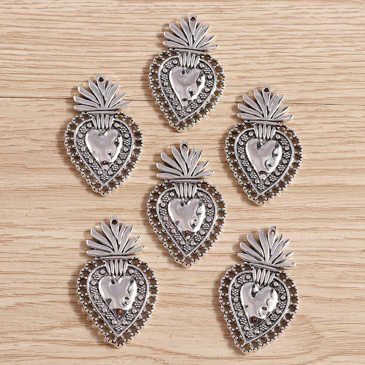 Hollow Out Heart Pendant Accessories – Jewelry Gift Ideas — 1